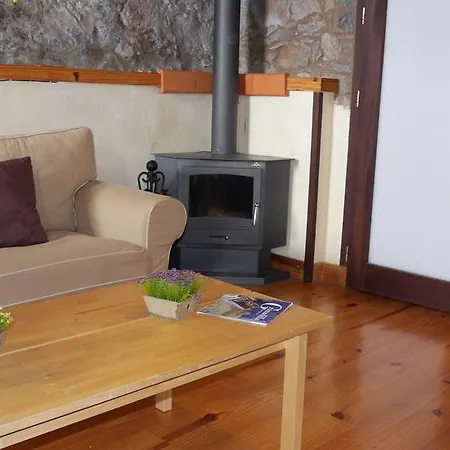 Casa Rural Altos Cruz De Tea カントリーハウス